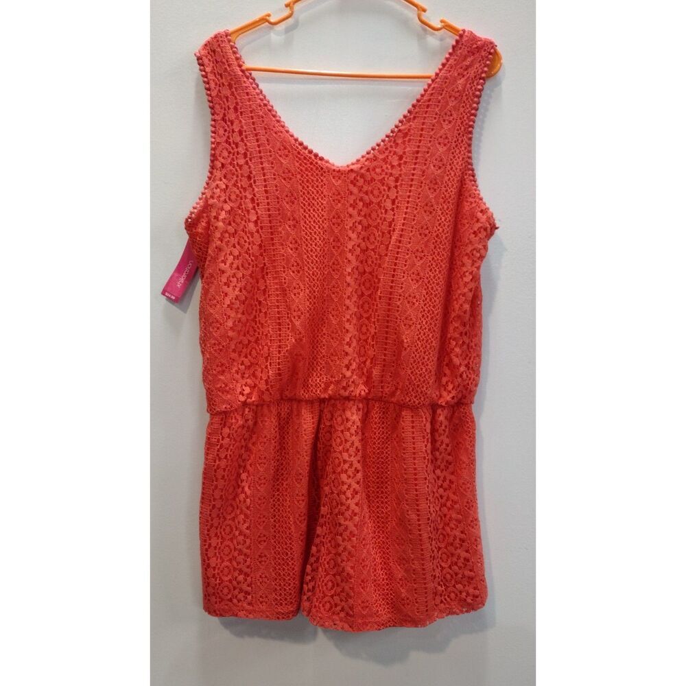 NWT Xhilaration Coral Crochet‎ V-Neck Romper - Picture 2 of 6